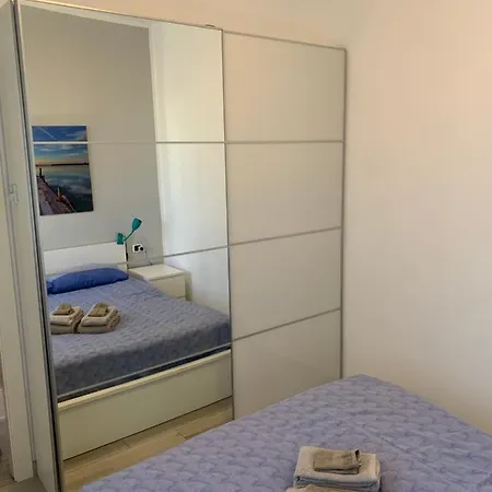 Tranquillo Bilocale Nel Quartiere Baggio Apartamento